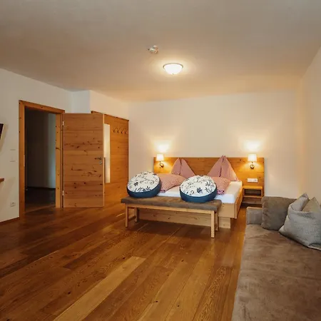 Апартаменти Berg- & Seeblick Pfefferbauer *