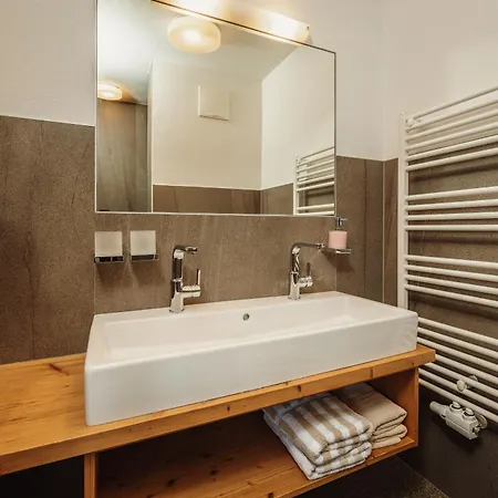 Berg- & Seeblick Pfefferbauer Апартаменти Целль-ам-Зеє