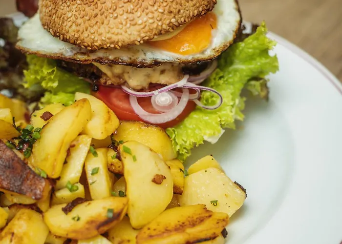 Berg- & Seeblick Pfefferbauer Целль-ам-Зеє