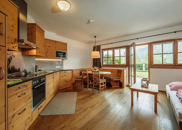 Berg- & Seeblick Pfefferbauer Апартаменты Целль-ам-Зе